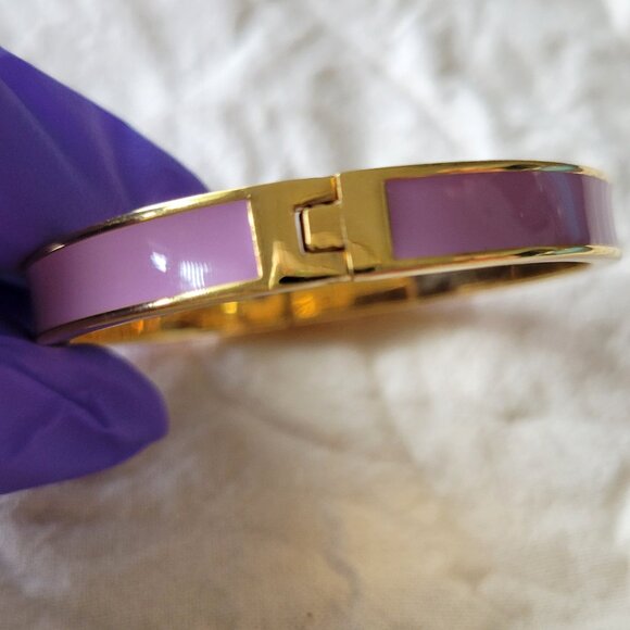 Kate Spade New York Make Waves Hinged Cuff Lavender Enamel Bangle Bracelet - Picture 3 of 4